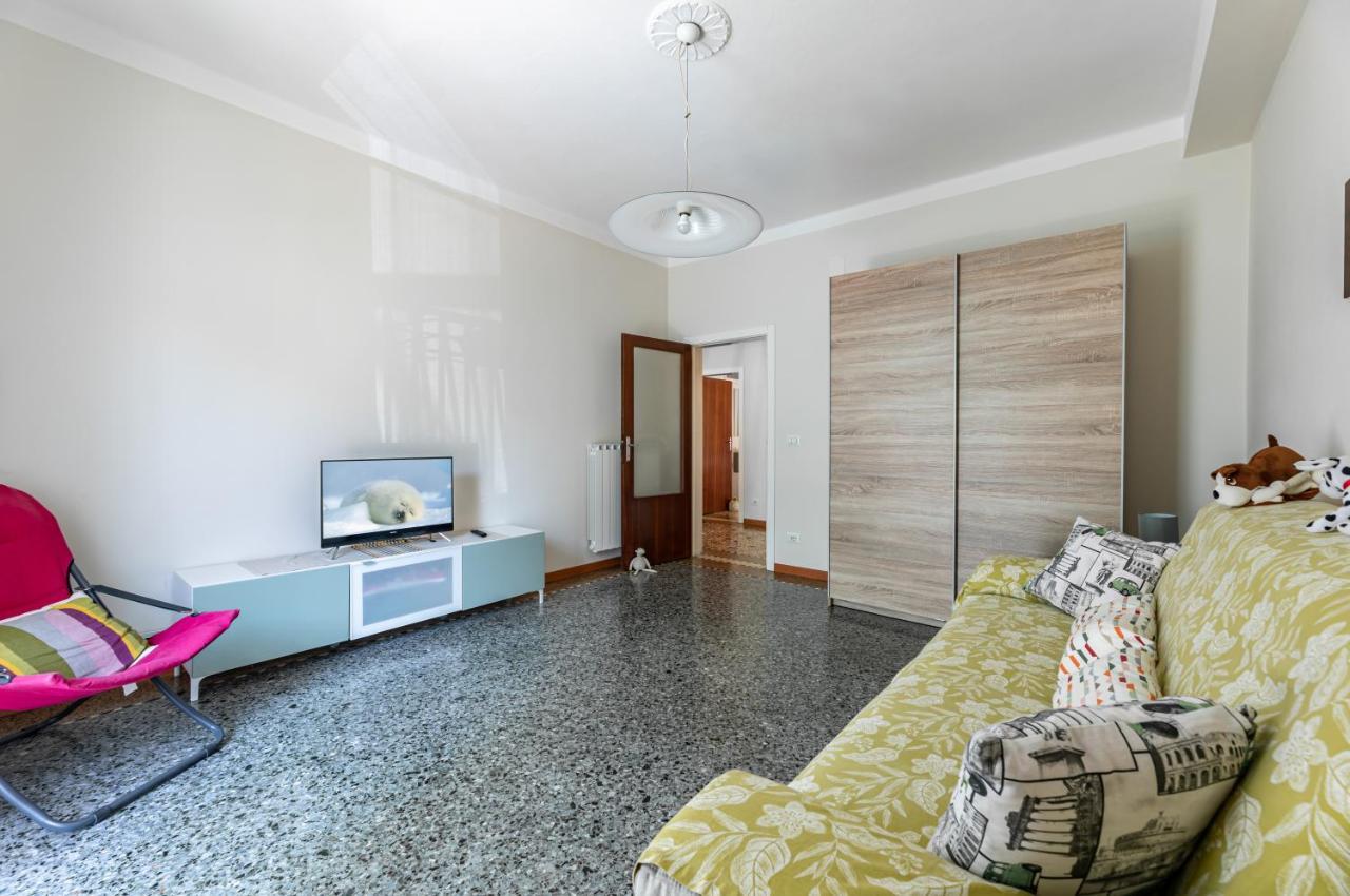 La Fenice Mestre Apartment Exterior foto